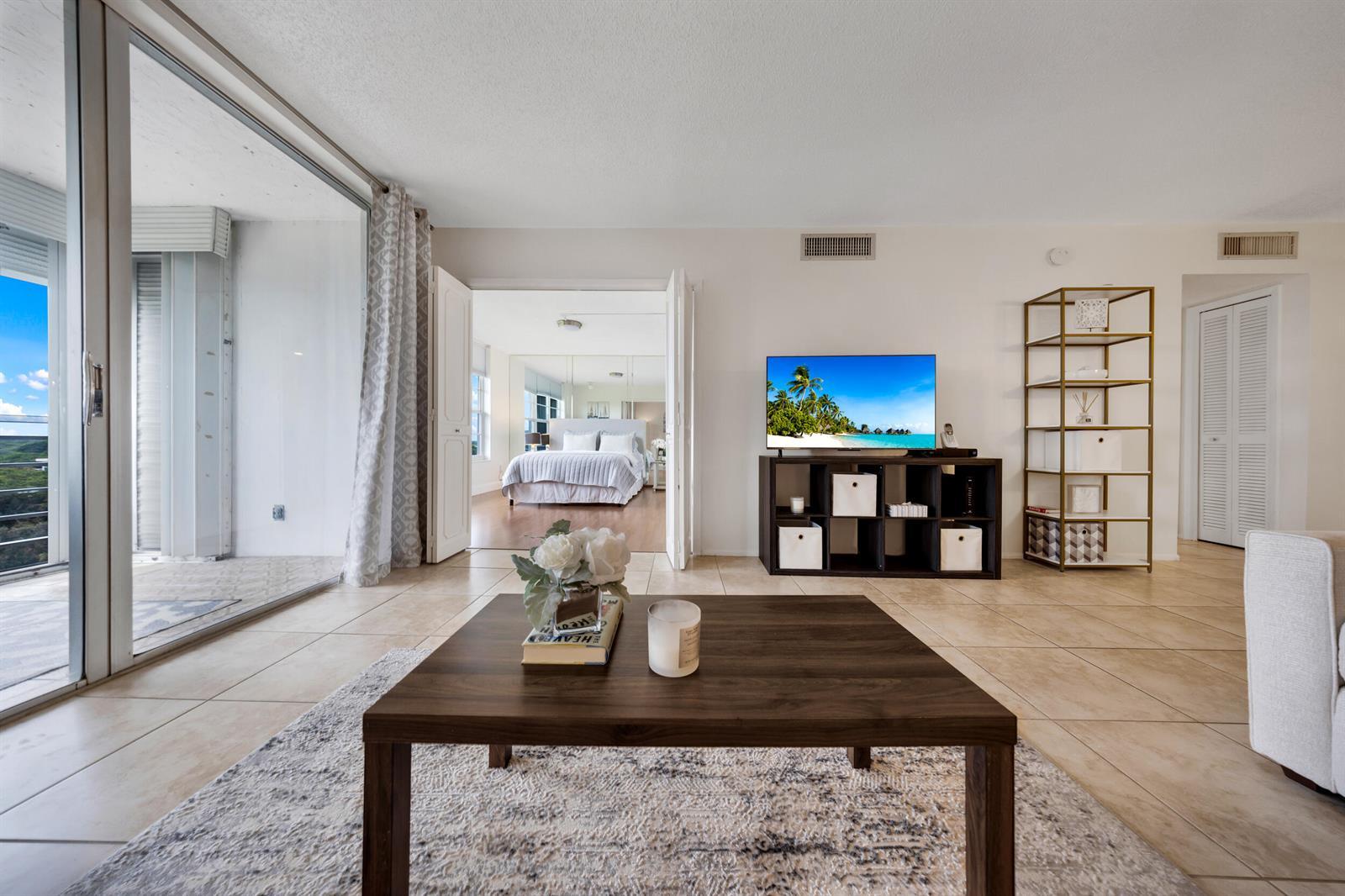 575 Oaks Lane # 1009, Pompano Beach FL 33069 photo 4