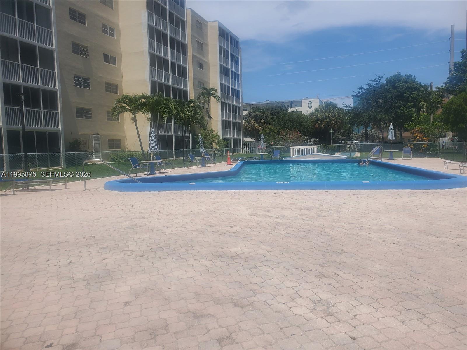 319 NE 14th Ave # 207, Hallandale Beach FL 33009 photo 2