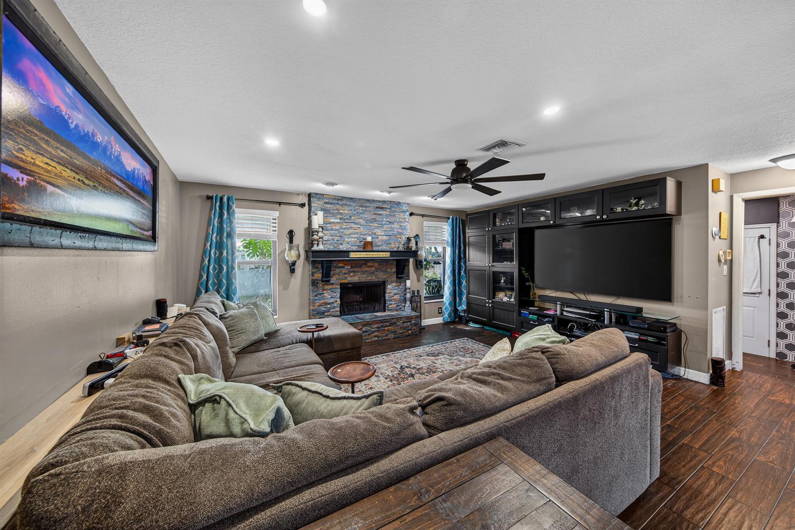 9696 NW 28th Place, Coral Springs FL 33065 photo 5