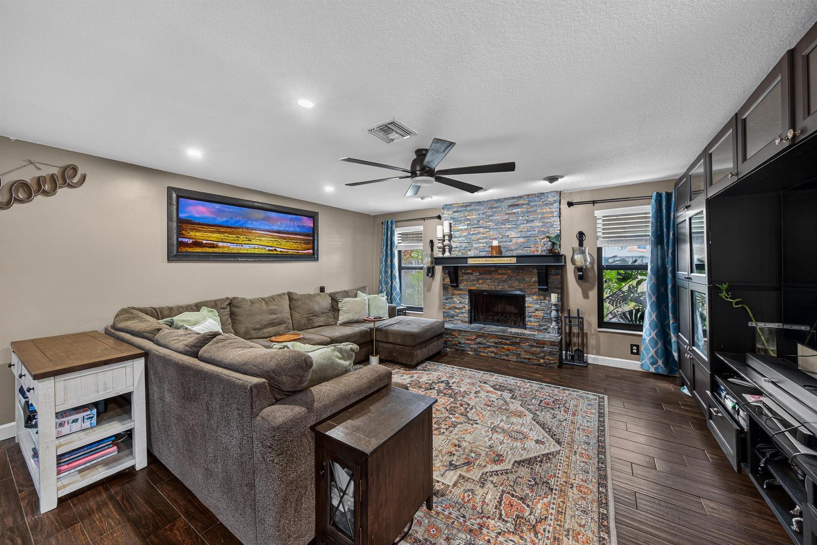 9696 NW 28th Place, Coral Springs FL 33065 photo 4