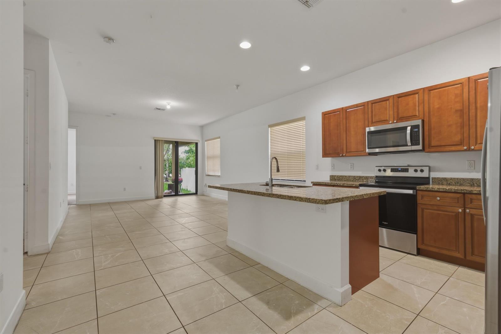 5105 NW 51st Terrace, Tamarac FL 33319 photo 5