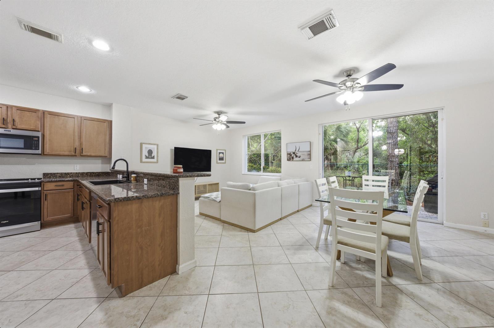 3084 N Evergreen Circle, Boynton Beach FL 33426 photo 5