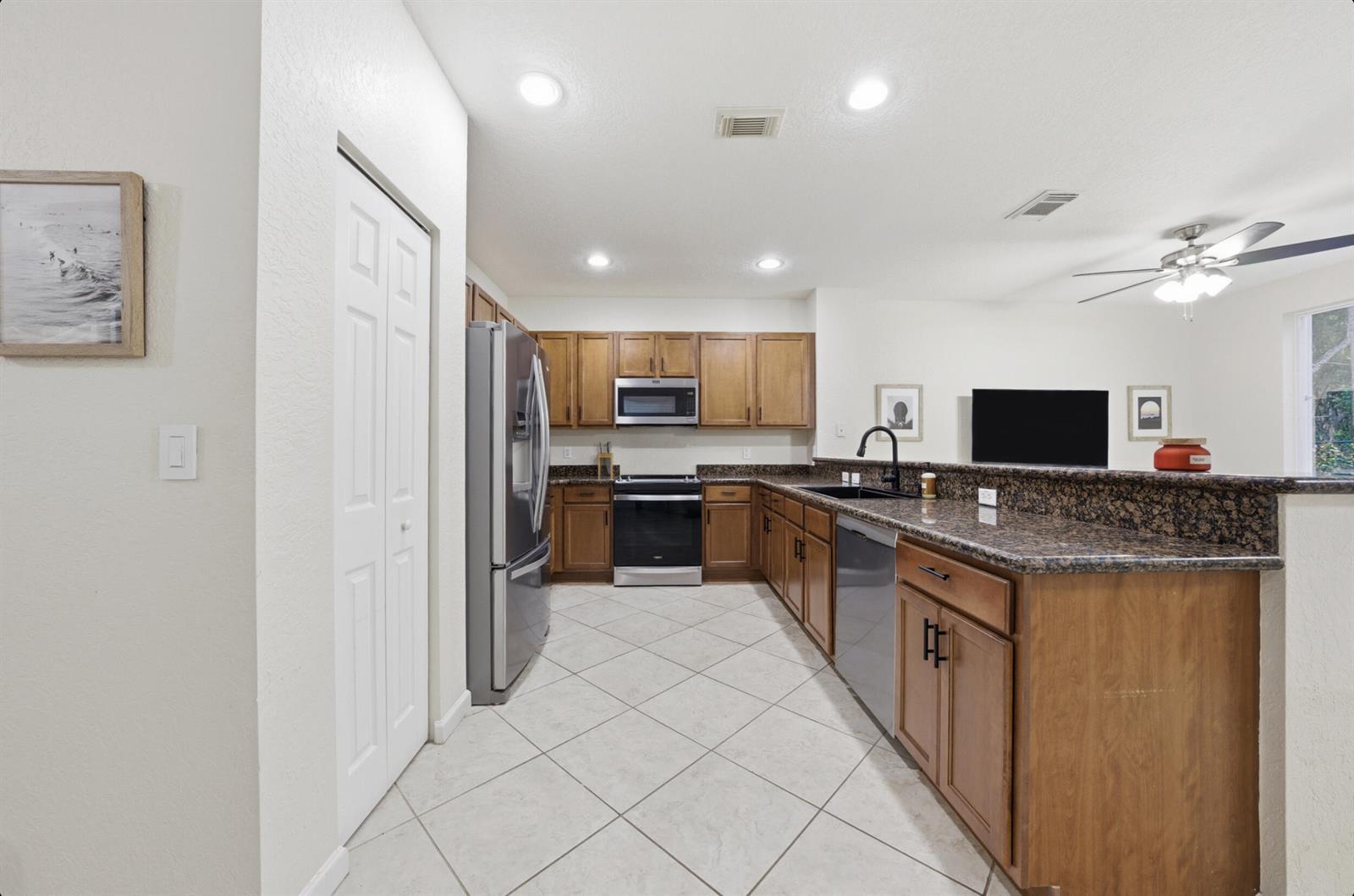 3084 N Evergreen Circle, Boynton Beach FL 33426 photo 4