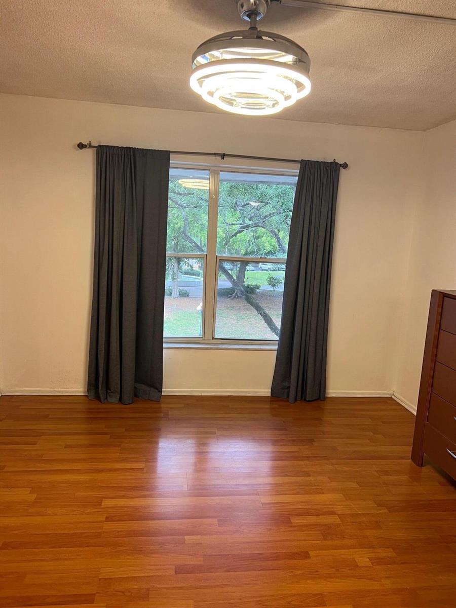 3660 Inverrary Drive # 3c, Lauderhill FL 33319 photo 2