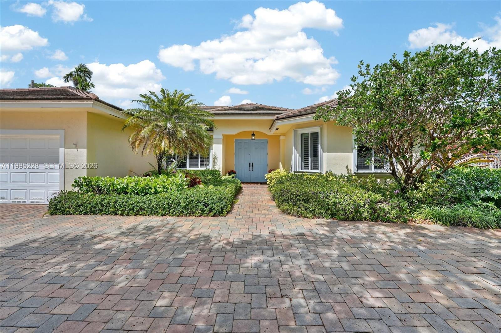 6462 SW 93rd Pl, Miami FL 33173 photo 2