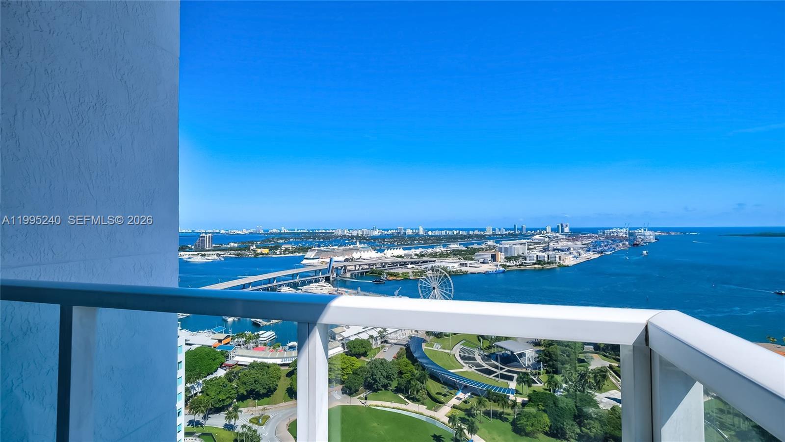 253 NE 2nd St # 3509, Miami FL 33132 photo 2
