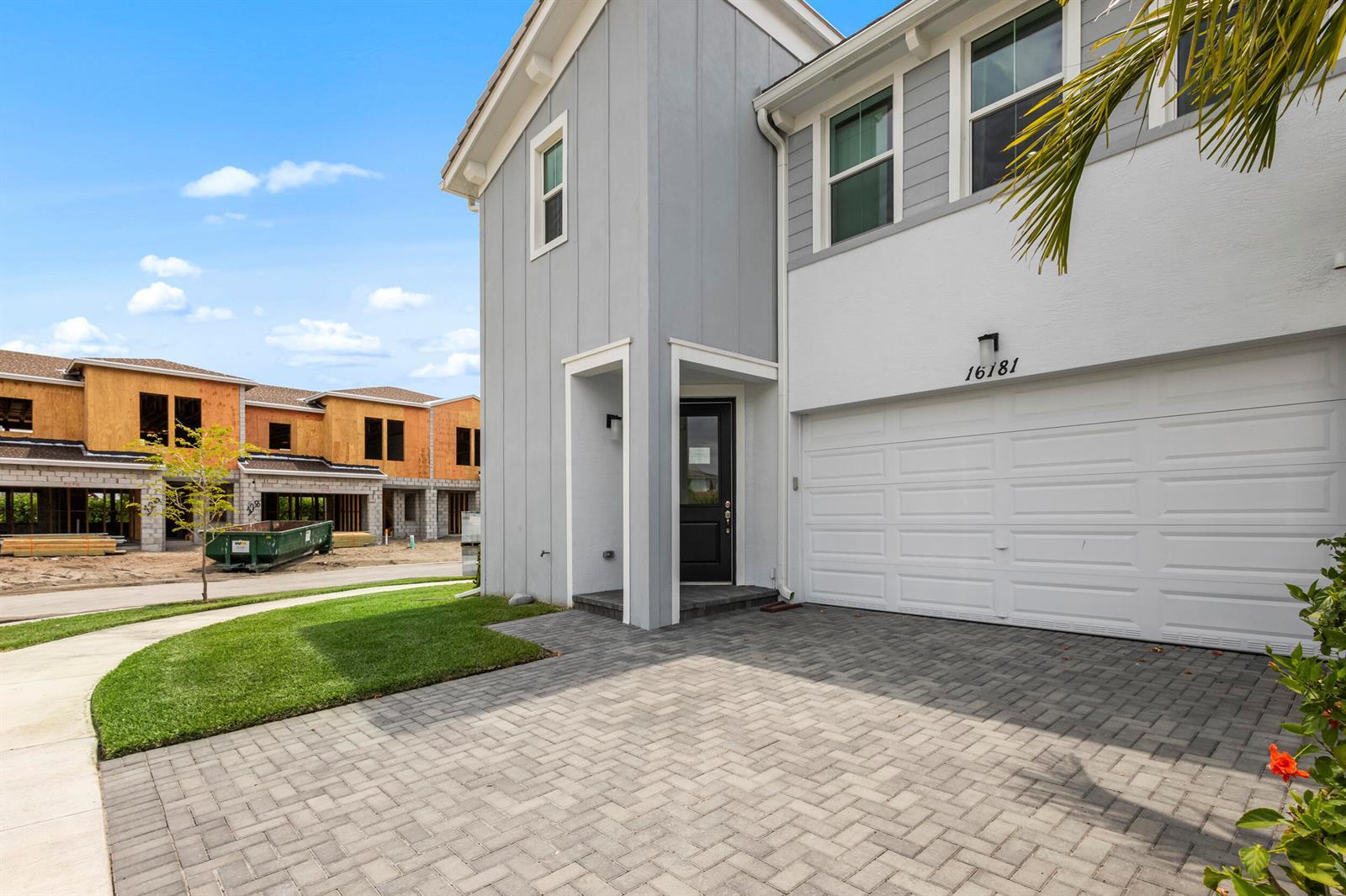 16181 Oakview Drive, Westlake FL 33470 photo 2