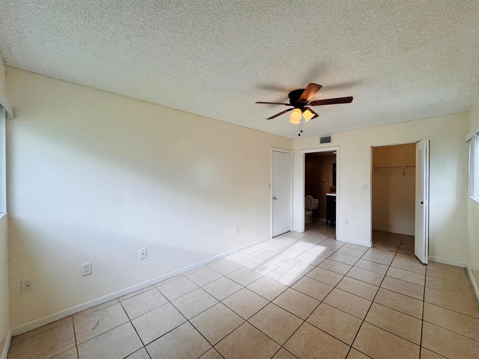 20681 NE 4th Place # 105, Miami FL 33179 photo 2