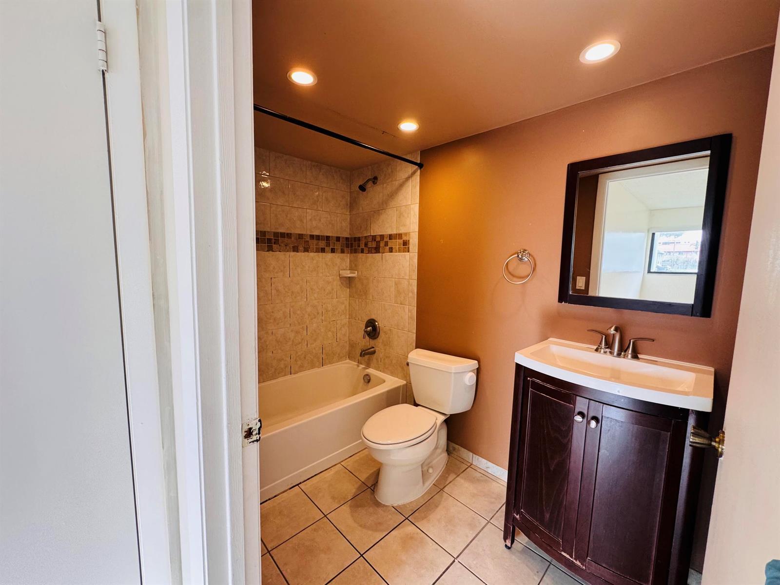 20681 NE 4th Place # 105, Miami FL 33179 photo 5