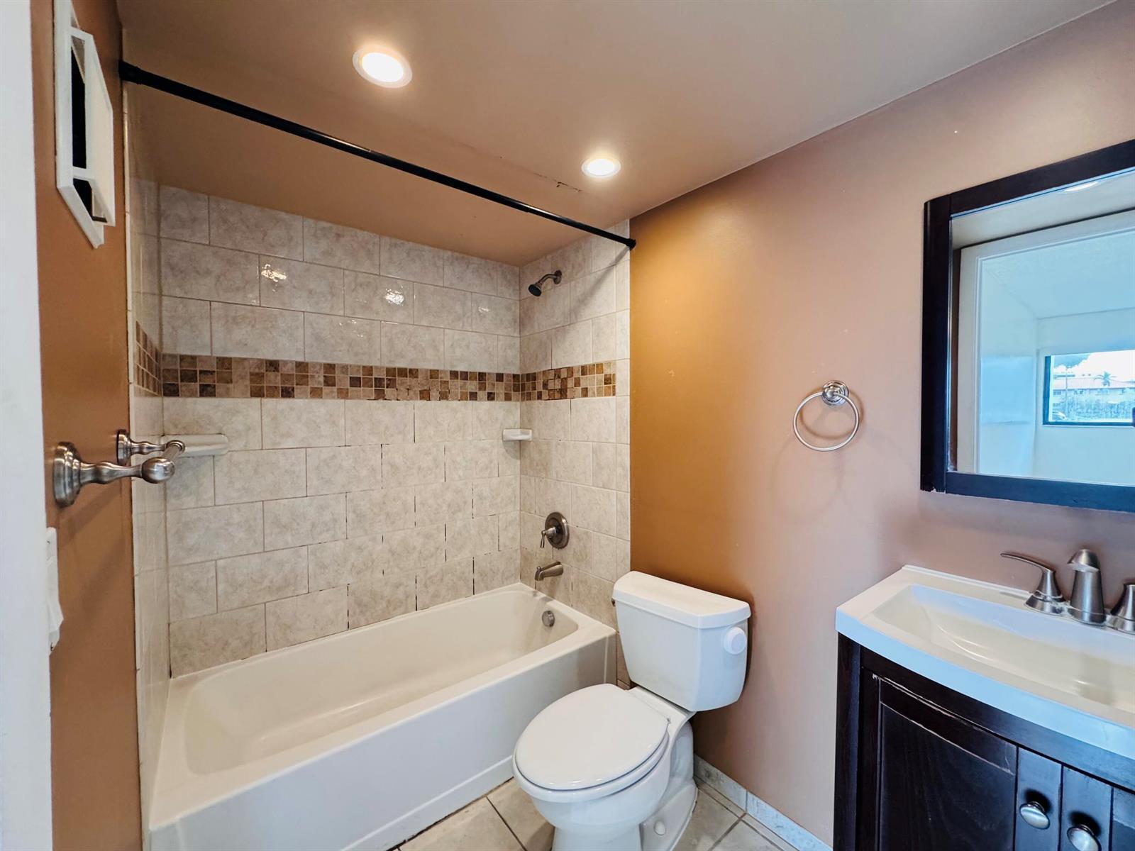 20681 NE 4th Place # 105, Miami FL 33179 photo 4