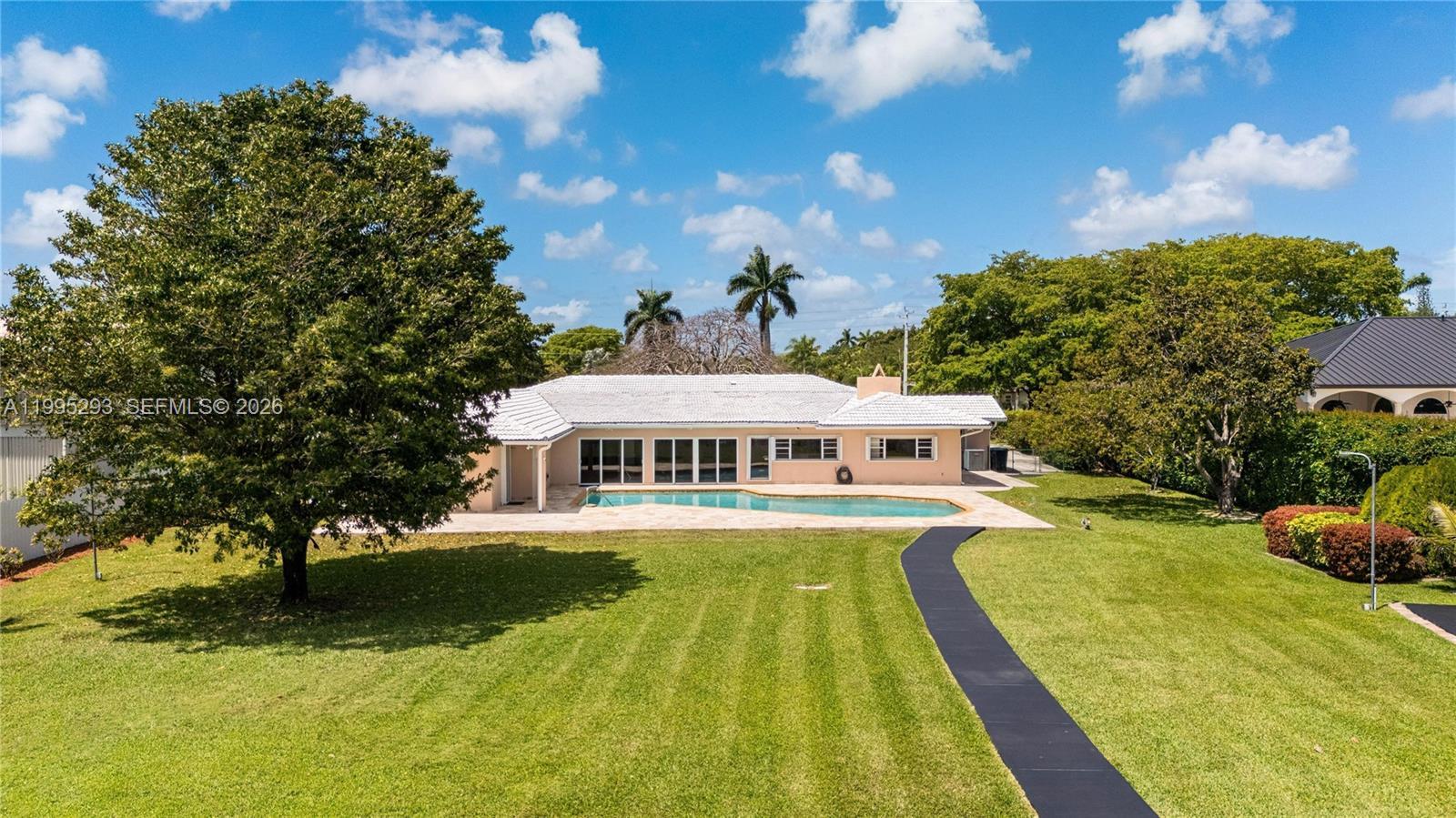 14021 SW 97th Ave, Miami FL 33176 photo 3