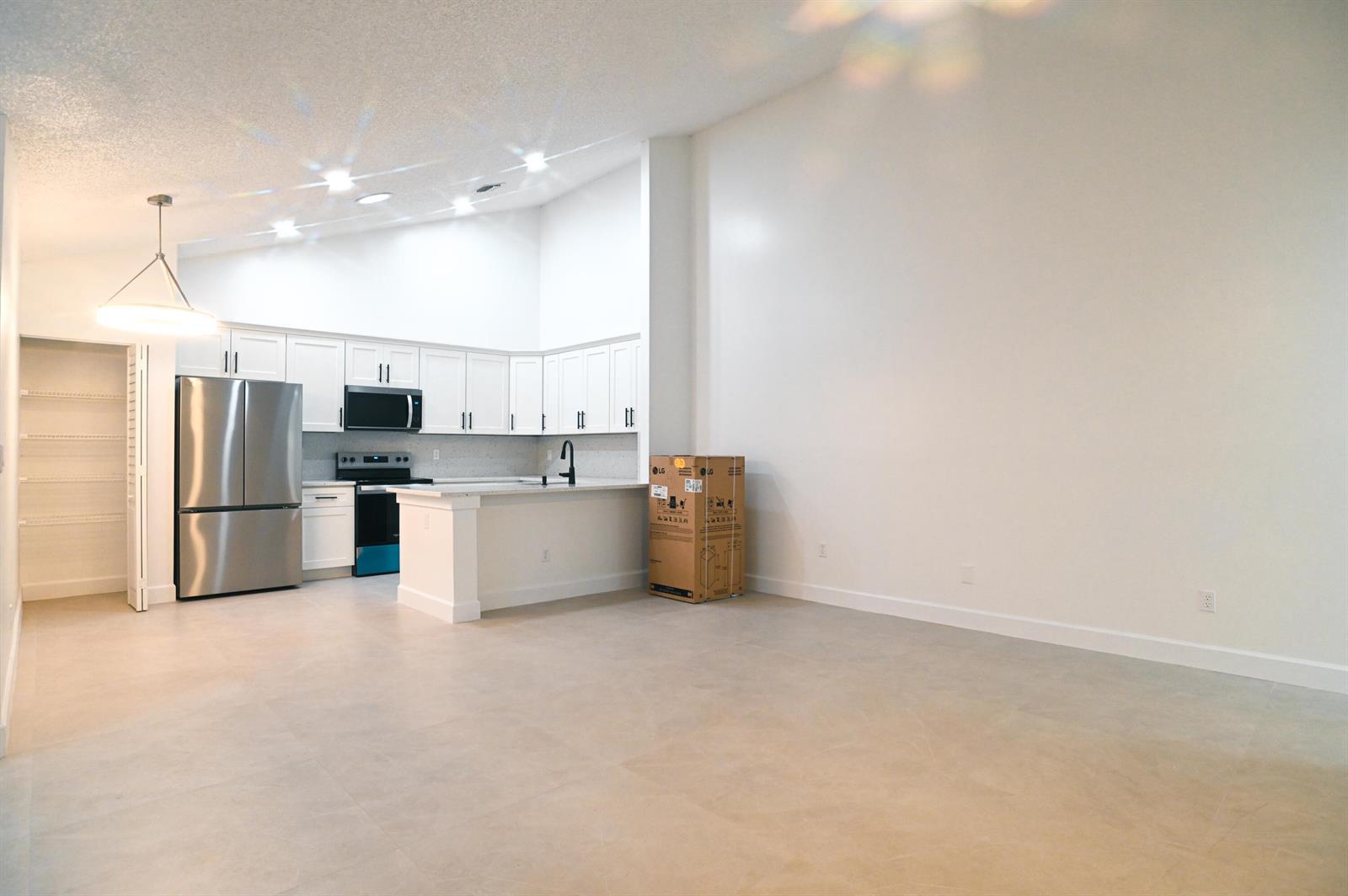 1148 Summit Trail Circle # D, West Palm Beach FL 33415 photo 2