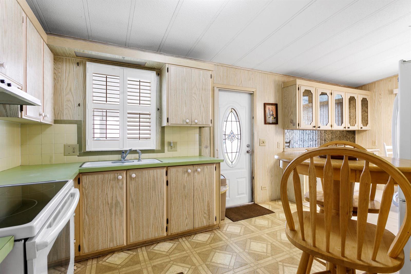 18007 Huapi Bay, Boynton Beach FL 33436 photo 5