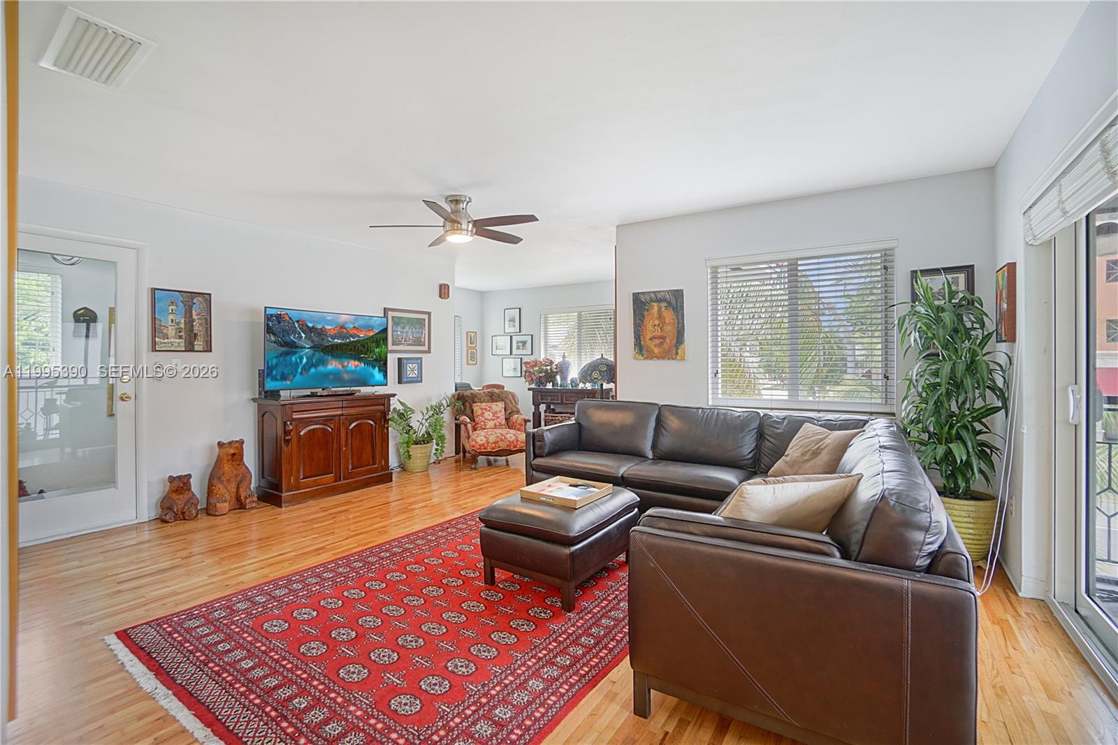 2720 S Le Jeune Rd # 2720, Coral Gables FL 33134 photo 4