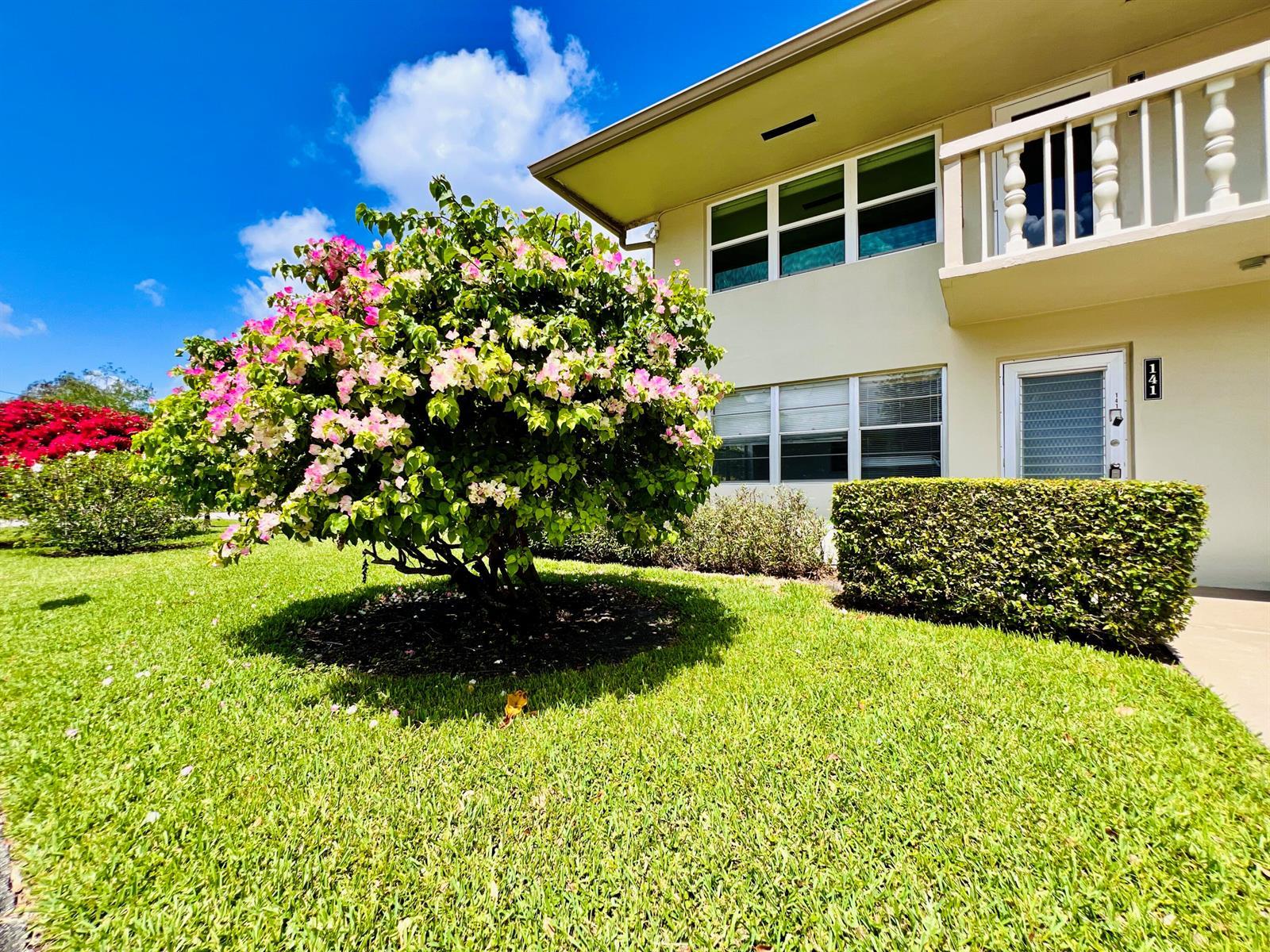 141 Sussex H, West Palm Beach FL 33417