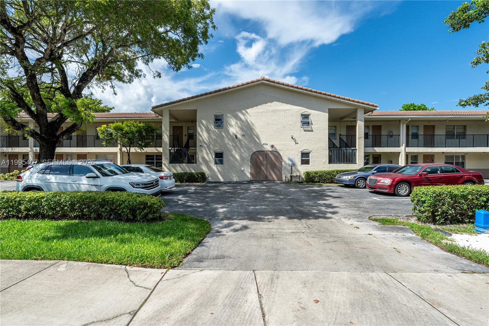 8705 NW 38th Dr # 3A, Coral Springs FL 33065 photo 2