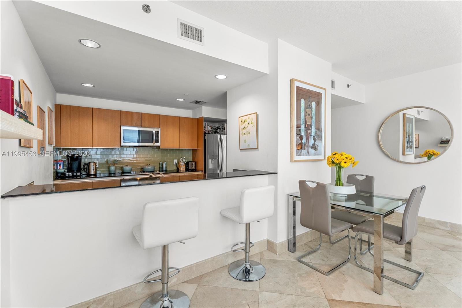 1060 Brickell Ave # 2117, Miami FL 33131 photo 4