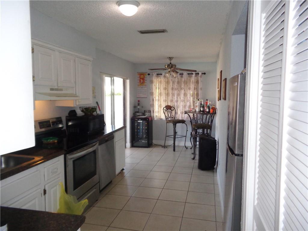9571 Sunset Strip, Sunrise FL 33322 photo 5