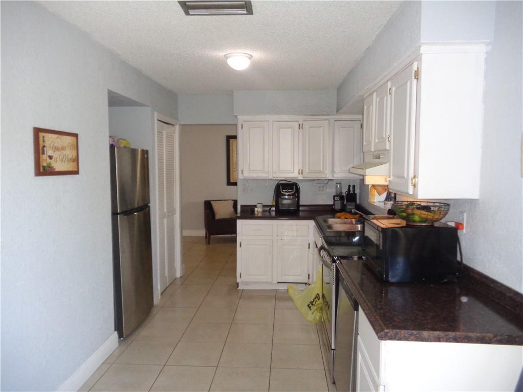 9571 Sunset Strip, Sunrise FL 33322 photo 4