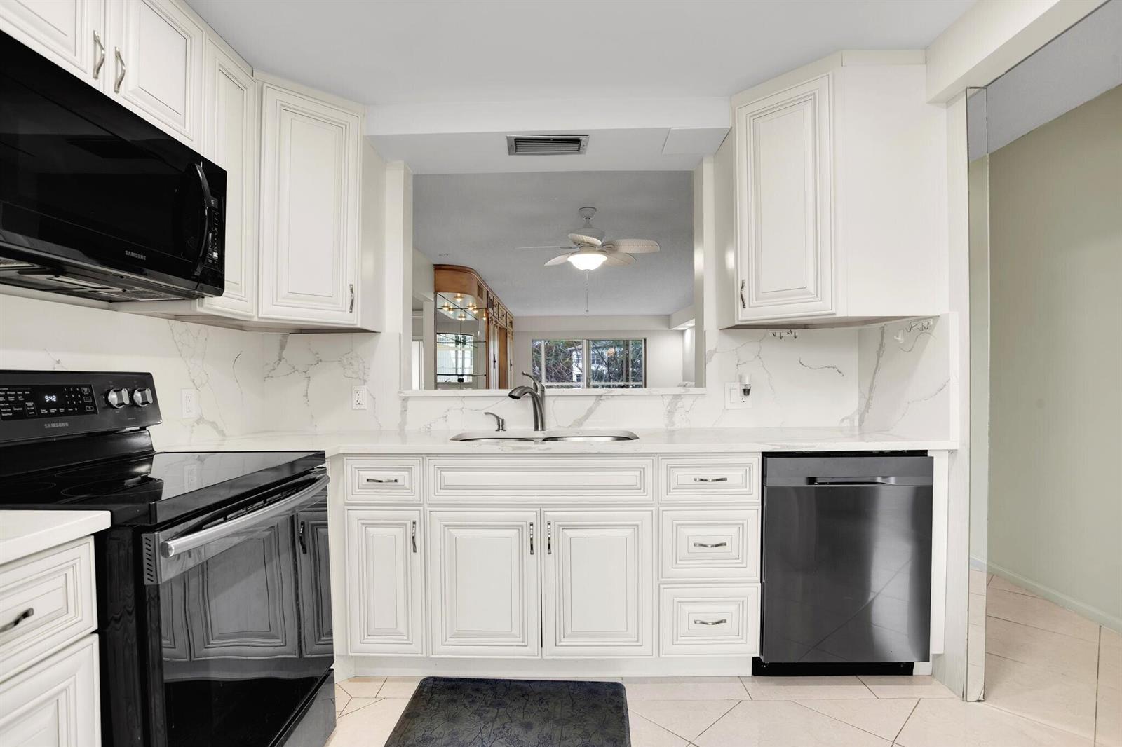 4701 Martinique Drive # K3, Coconut Creek FL 33066 photo 3