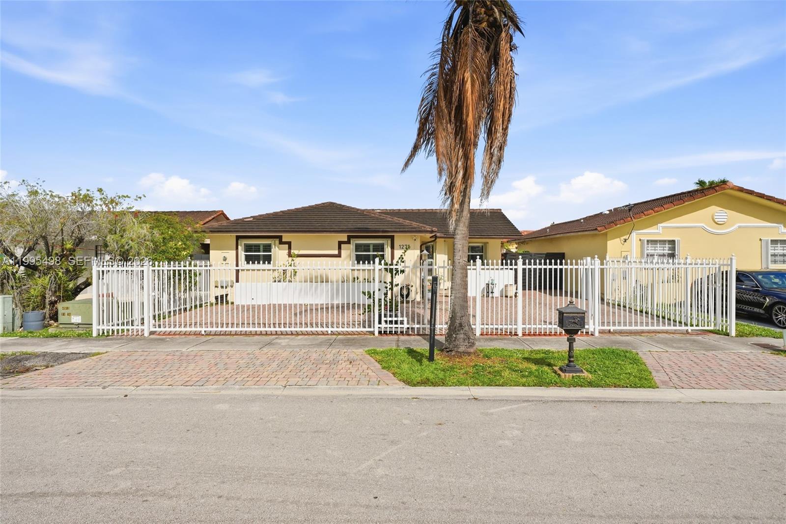 1271 SW 138th Ct, Miami FL 33184