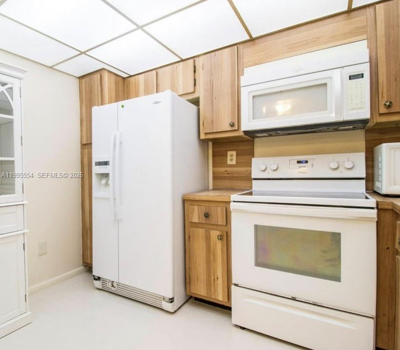 20850 San Simeon Way # 5, Miami FL 33179 photo 4