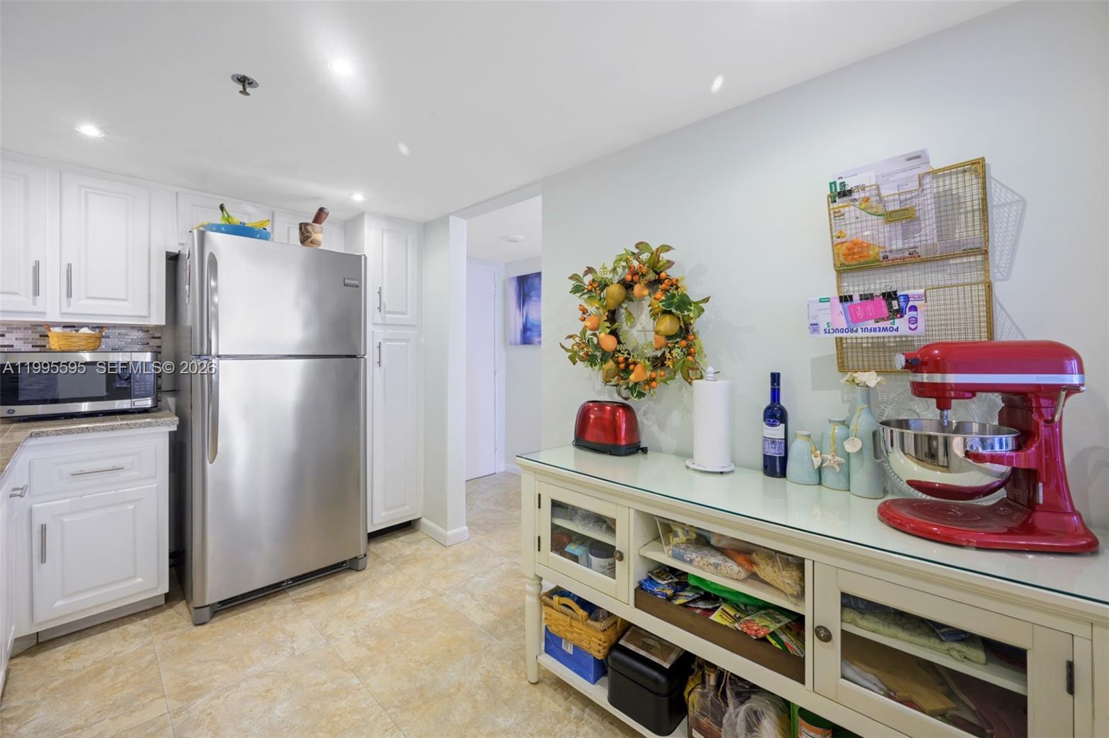 20515 E Country Club Dr # 348, Aventura FL 33180 photo 4