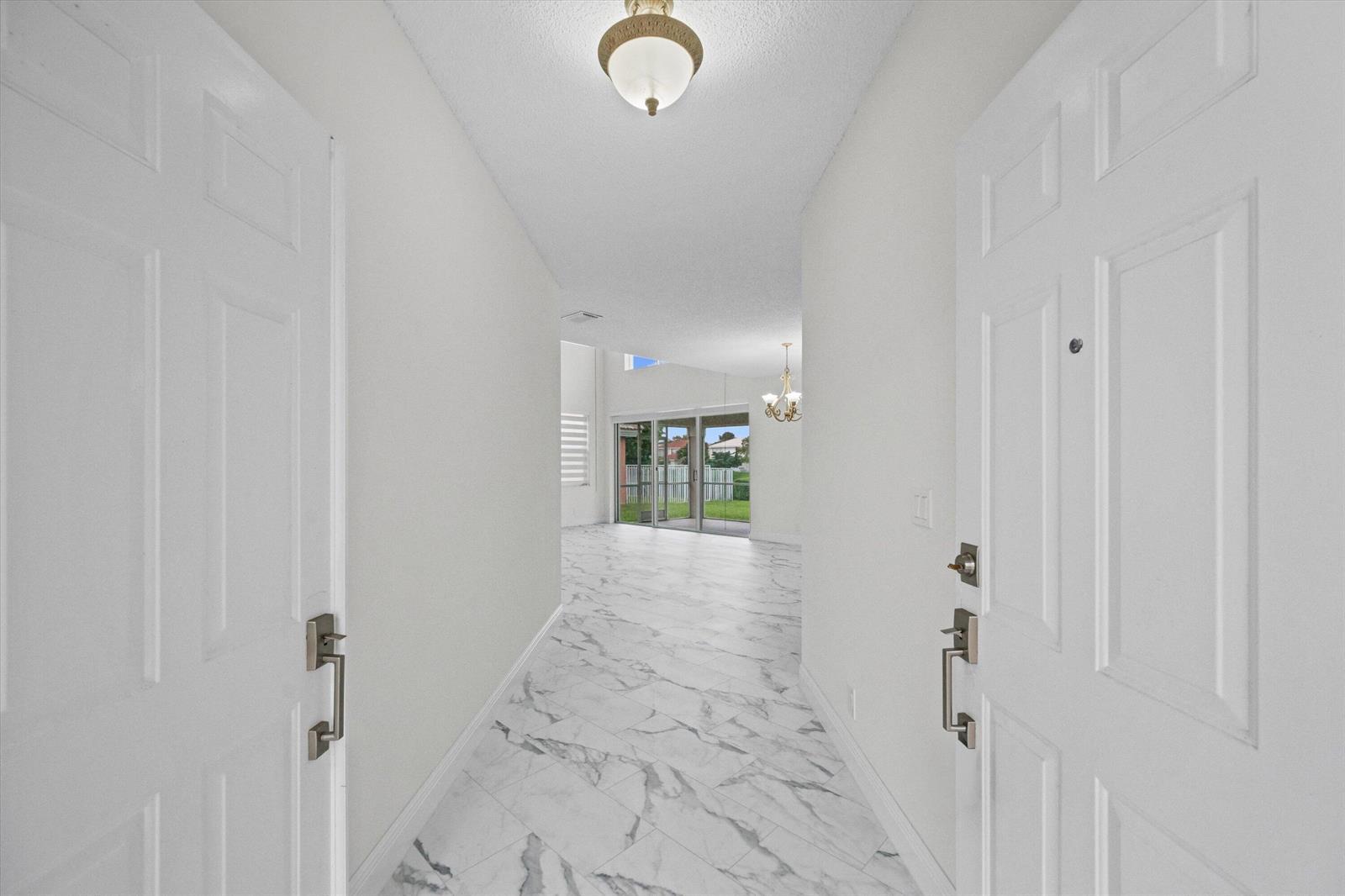 86 Citrus Park Lane, Boynton Beach FL 33436 photo 4