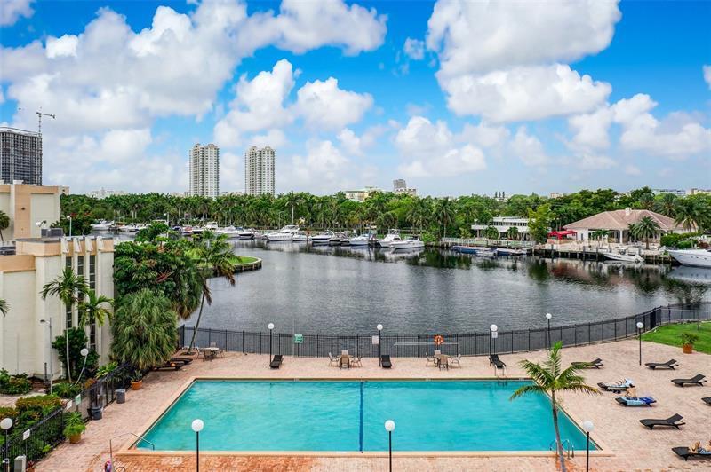 2000 Atlantic Shores Boulevard # 306, Hallandale Beach FL 33009