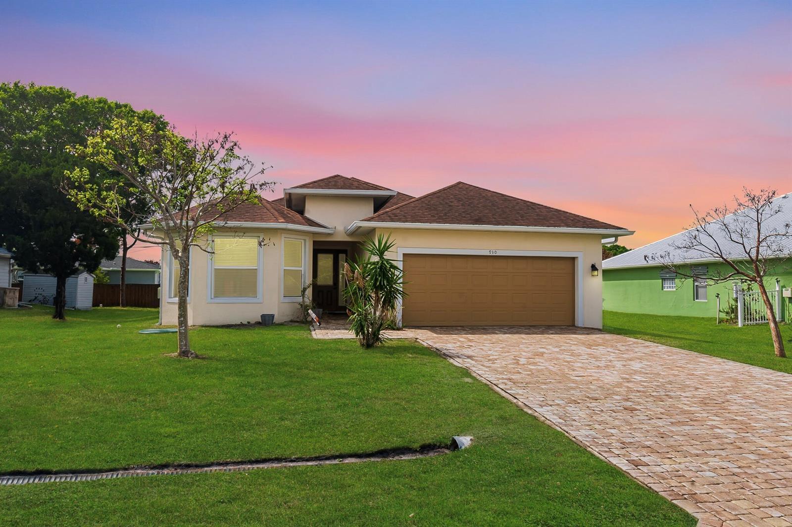930 SW Versailles Avenue, Port St. Lucie FL 34953