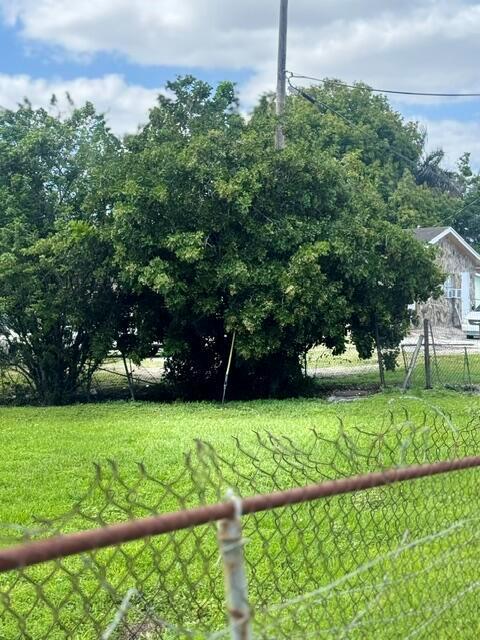 210 SW 12th Avenue SW, South Bay FL 33493 photo 2