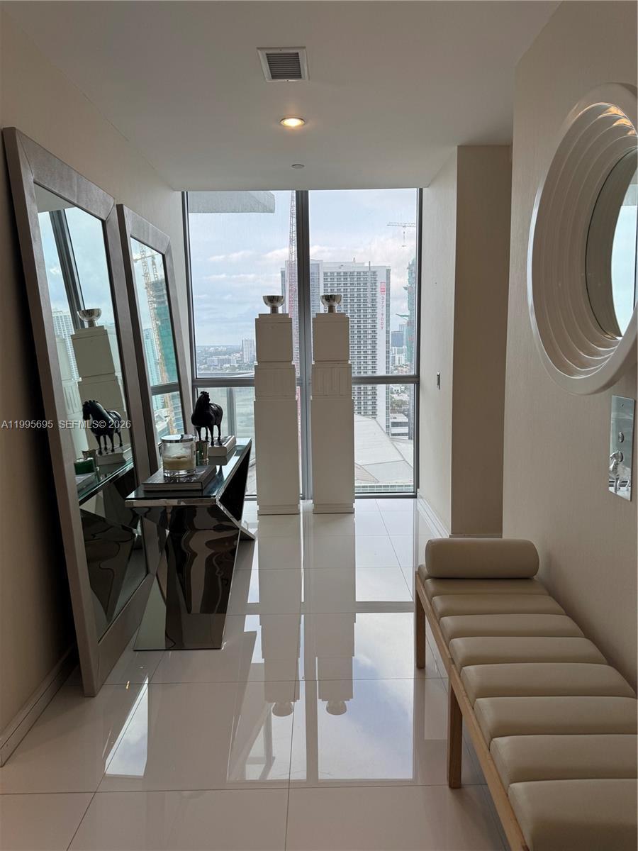 1100 Biscayne Blvd # 2605, Miami FL 33132 photo 5