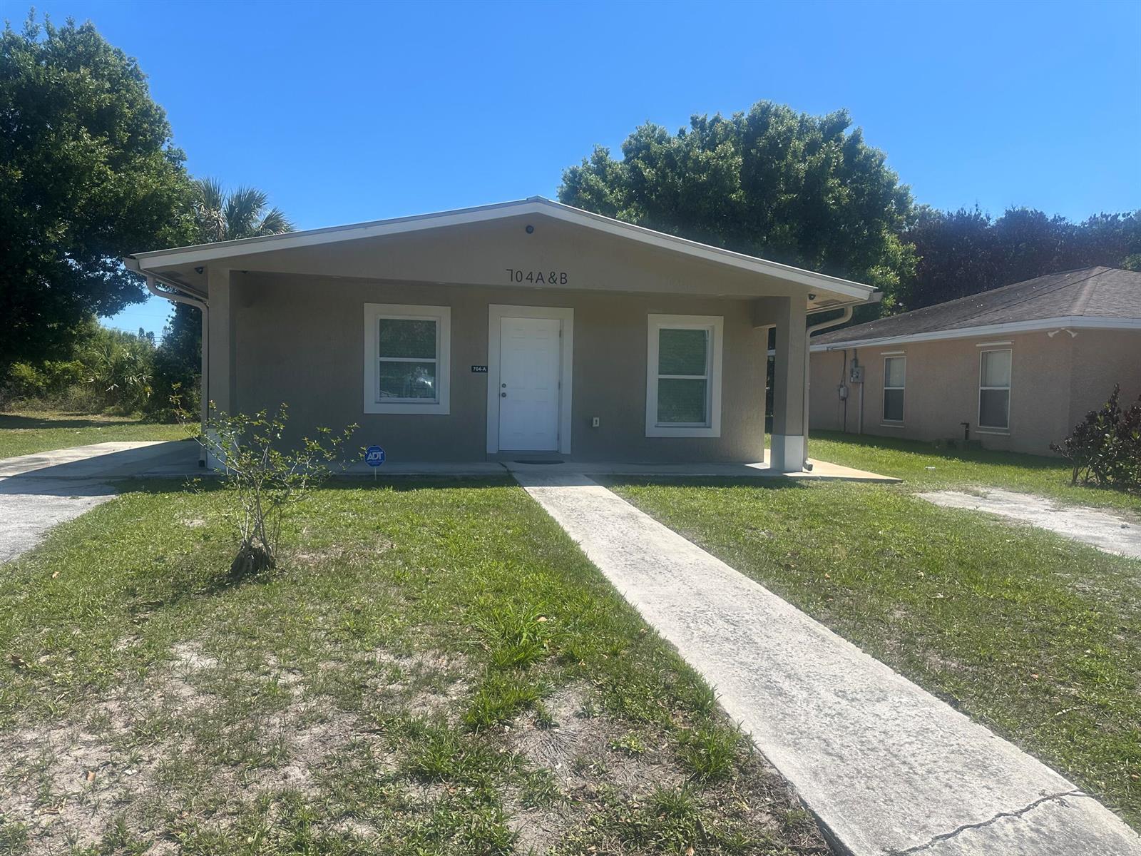 704 N 18th Street # B, Fort Pierce FL 34950