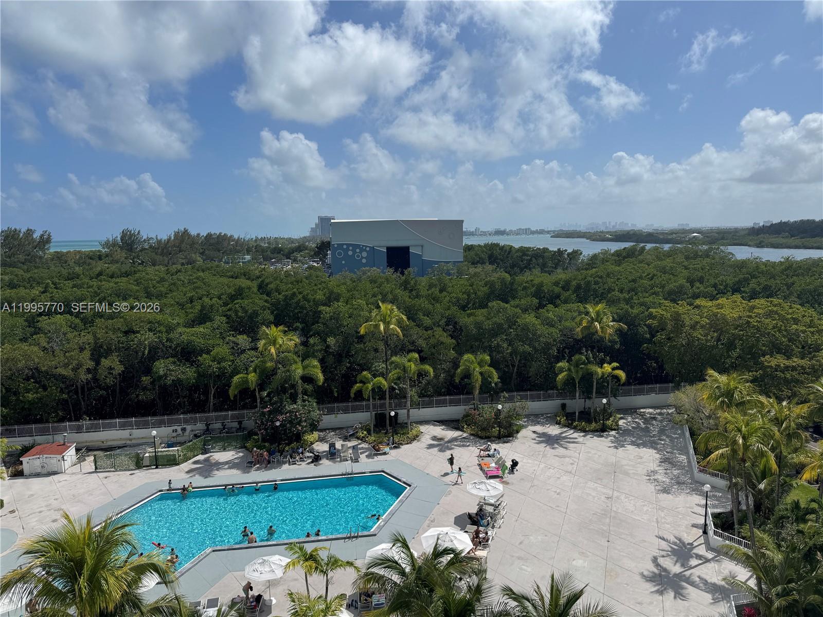100 Bayview Dr # 725, Sunny Isles Beach FL 33160 photo 3