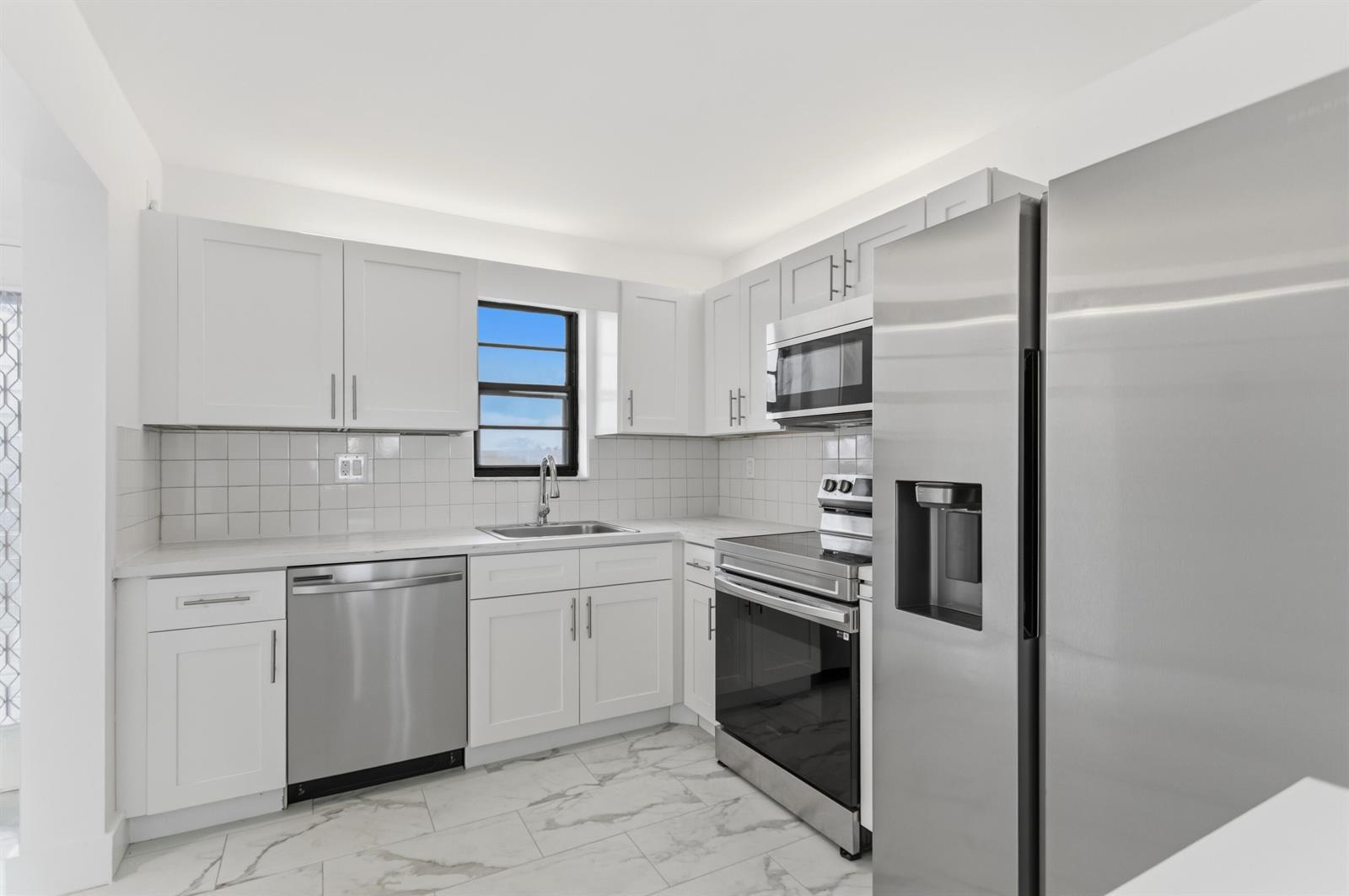 9233 SW 8th Street # 404, Boca Raton FL 33428