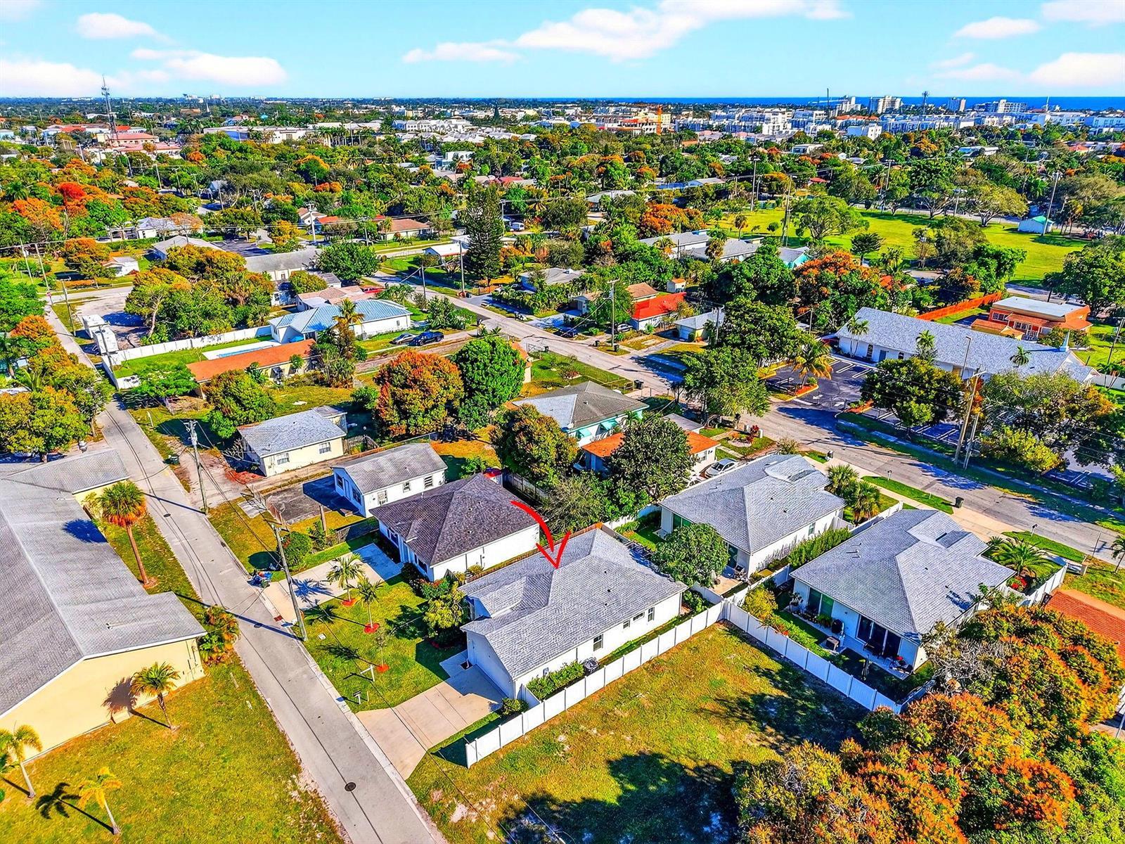 341 Oak Alley, Delray Beach FL 33444 photo 5