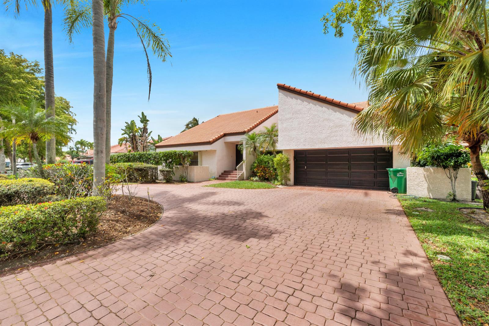5040 NW 88th Lane, Coral Springs FL 33067 photo 4