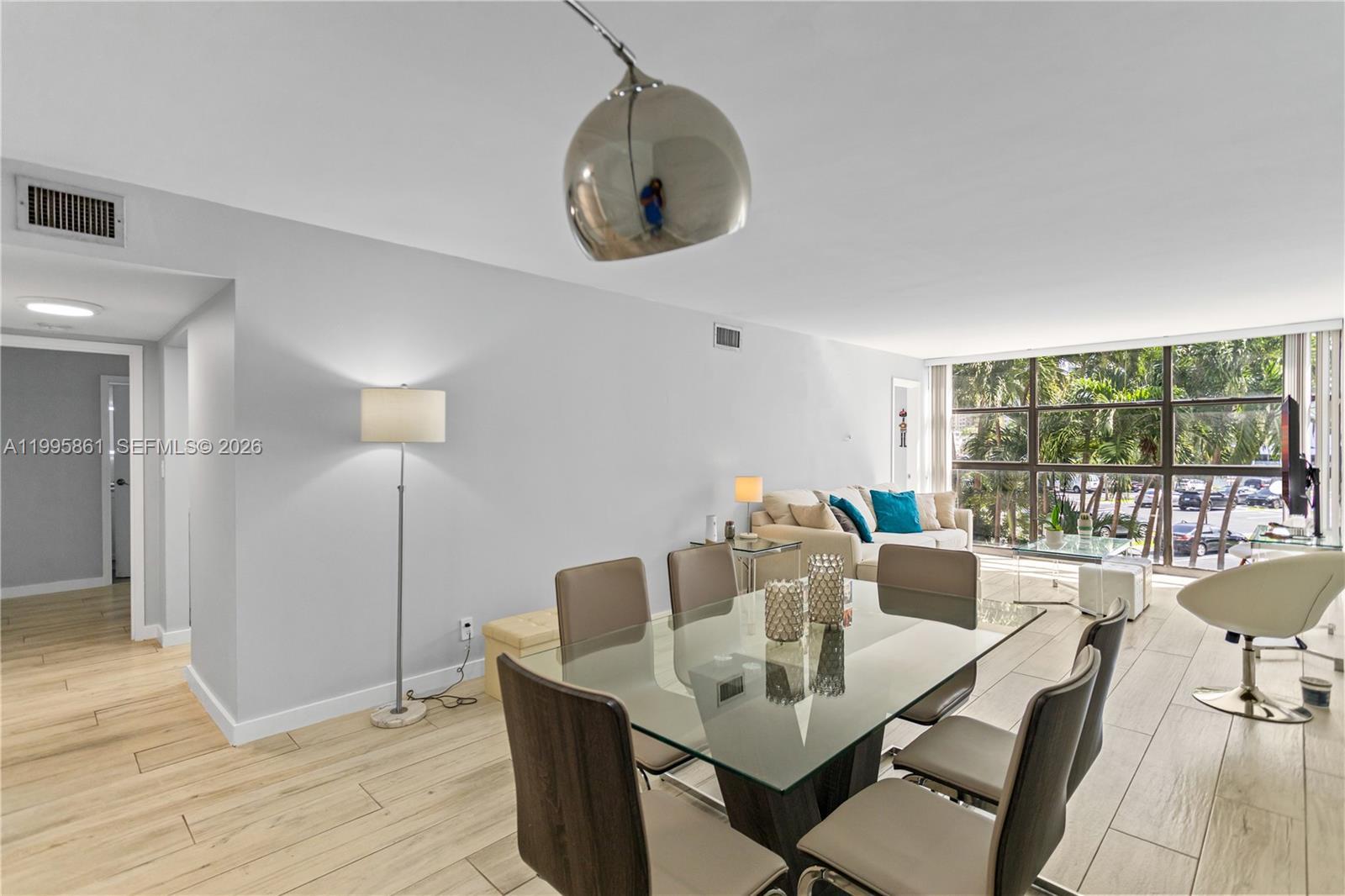 600 Parkview Dr # 204, Hallandale Beach FL 33009 photo 2