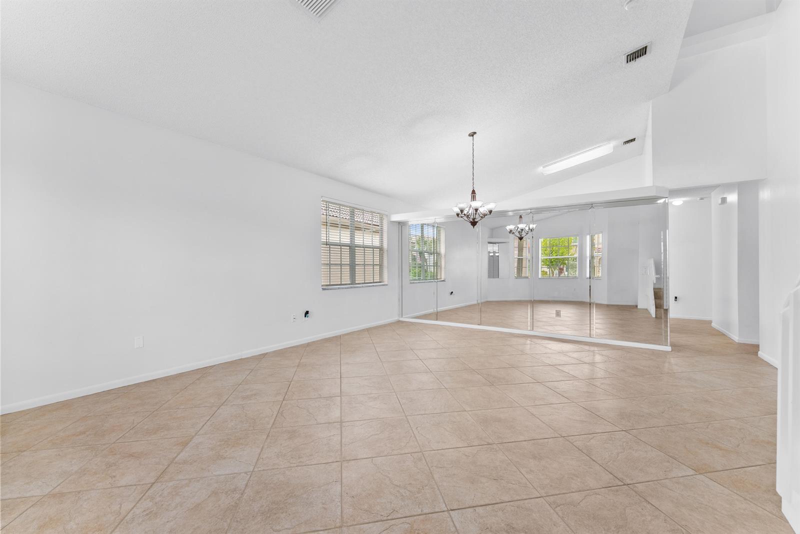 15350 NW 6th Court, Pembroke Pines FL 33028 photo 3