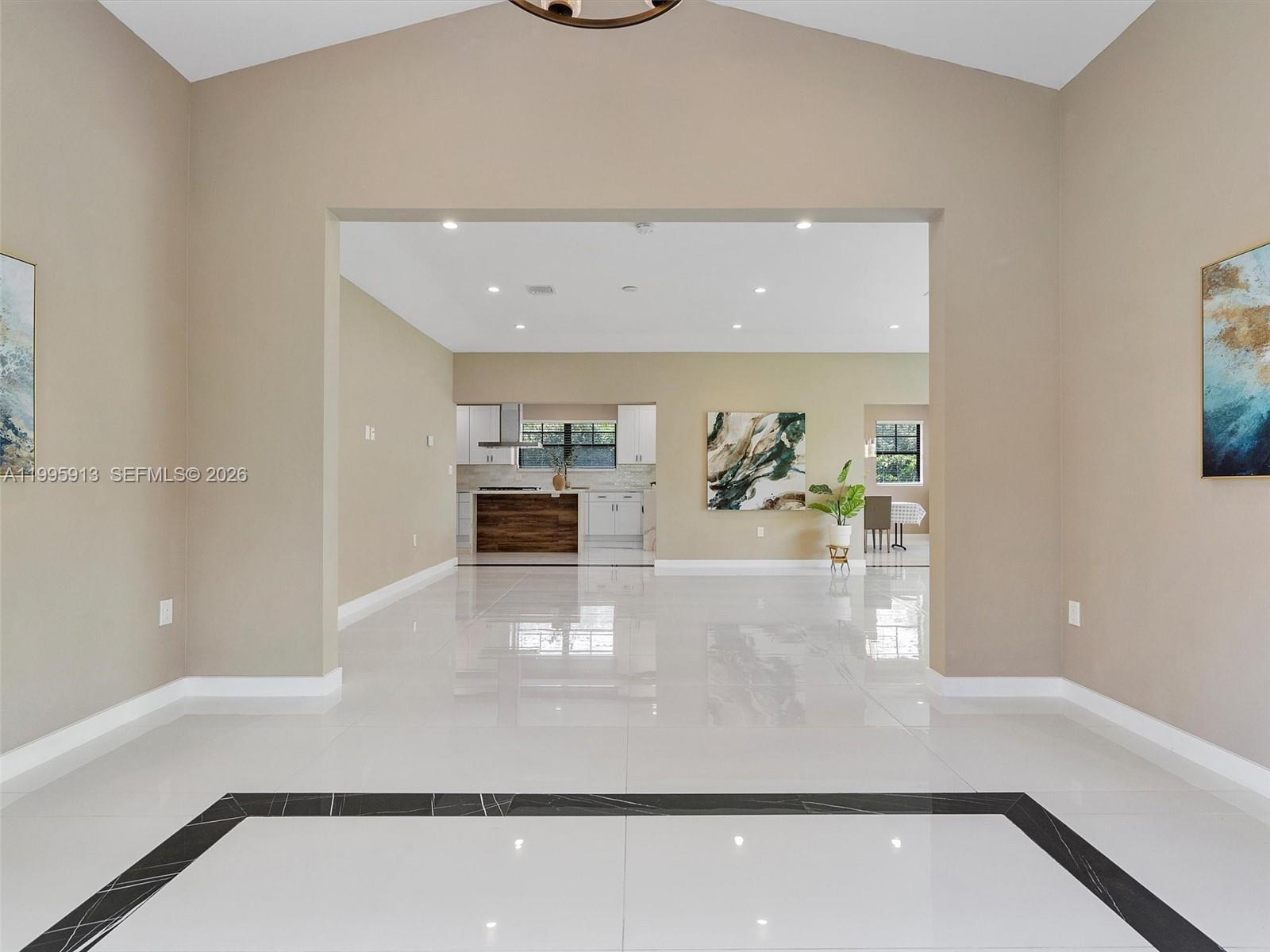 1500 Biarritz Dr, Miami Beach FL 33141 photo 3