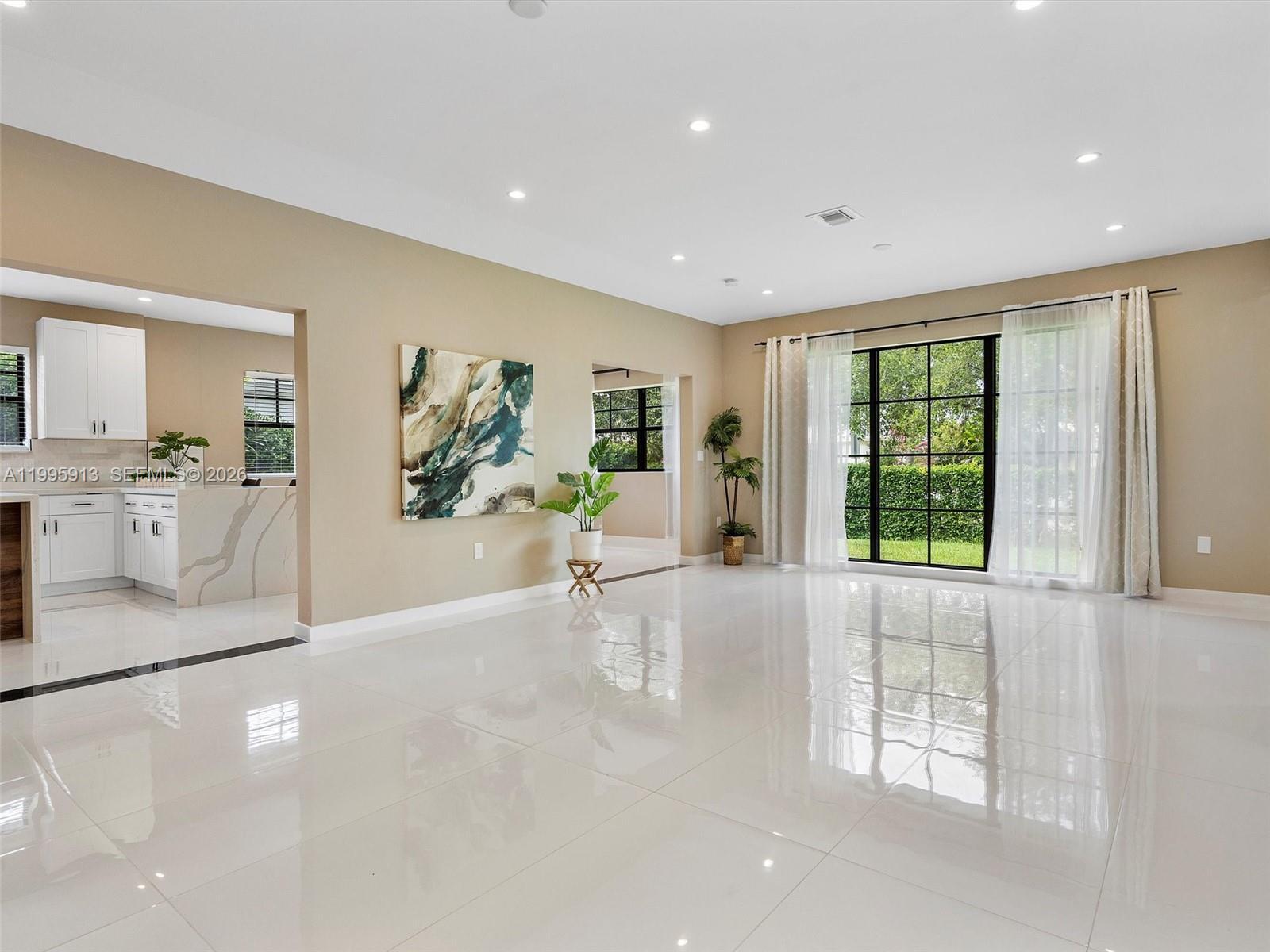 1500 Biarritz Dr, Miami Beach FL 33141 photo 5