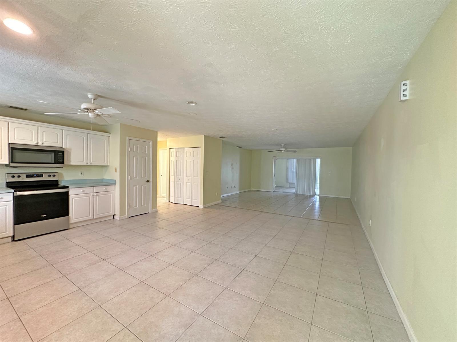 2130 SE Wild Meadow Circle, Port St. Lucie FL 34952 photo 5