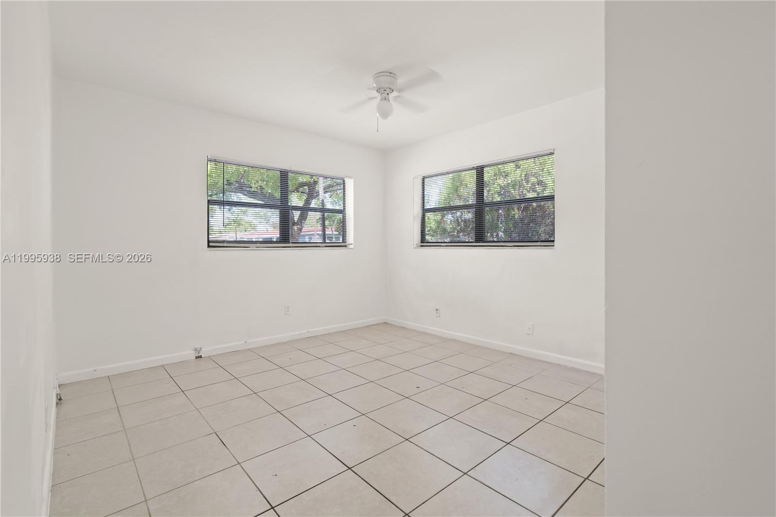 501 SW 9th St # 2, Hallandale Beach FL 33009 photo 4
