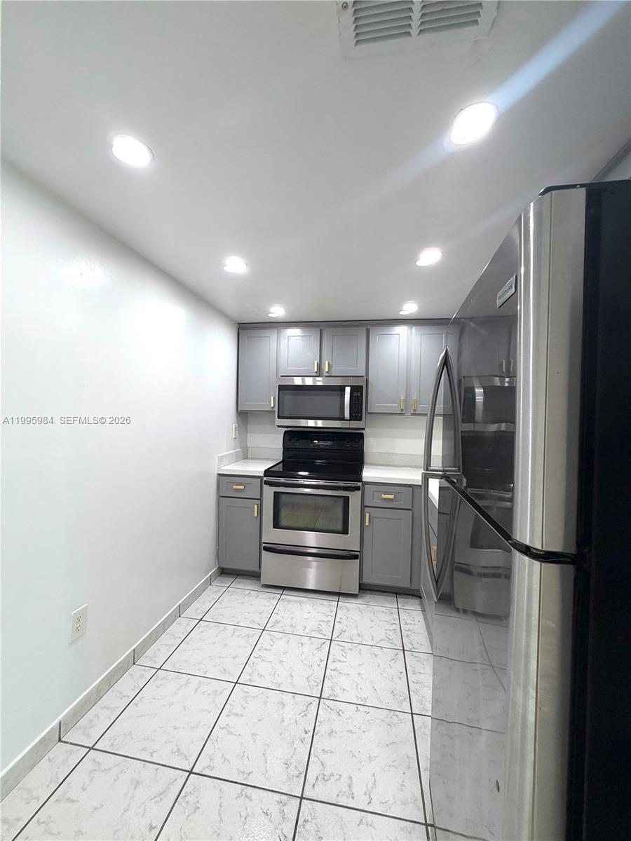 11750 SW 18th St # 1, Miami FL 33175 photo 3