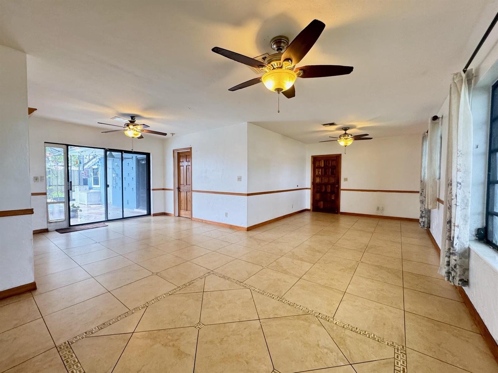 10060 SW 214th Street, Cutler Bay FL 33189 photo 3