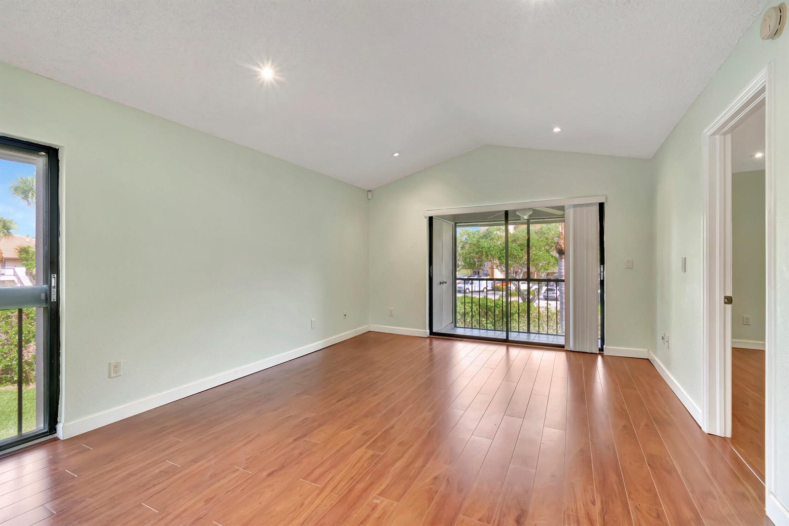 351 Club Circle # 207, Boca Raton FL 33487 photo 3