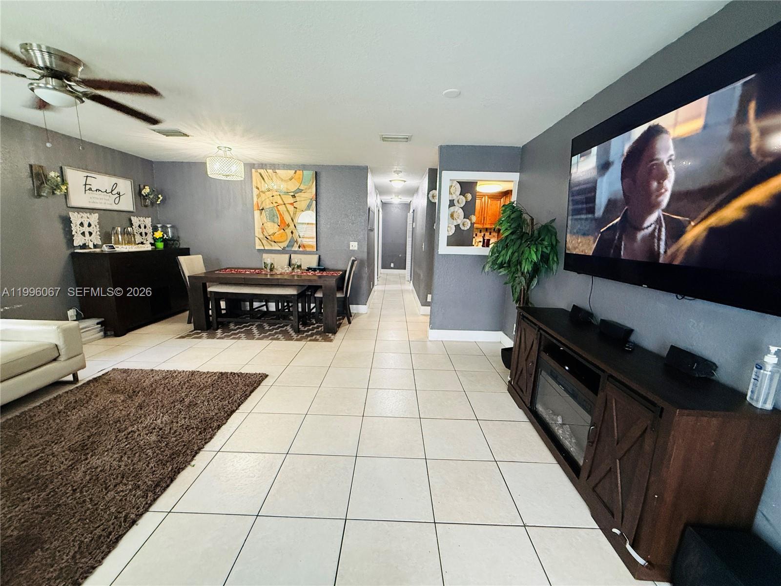 2920 NW 8th St, Fort Lauderdale FL 33311 photo 2