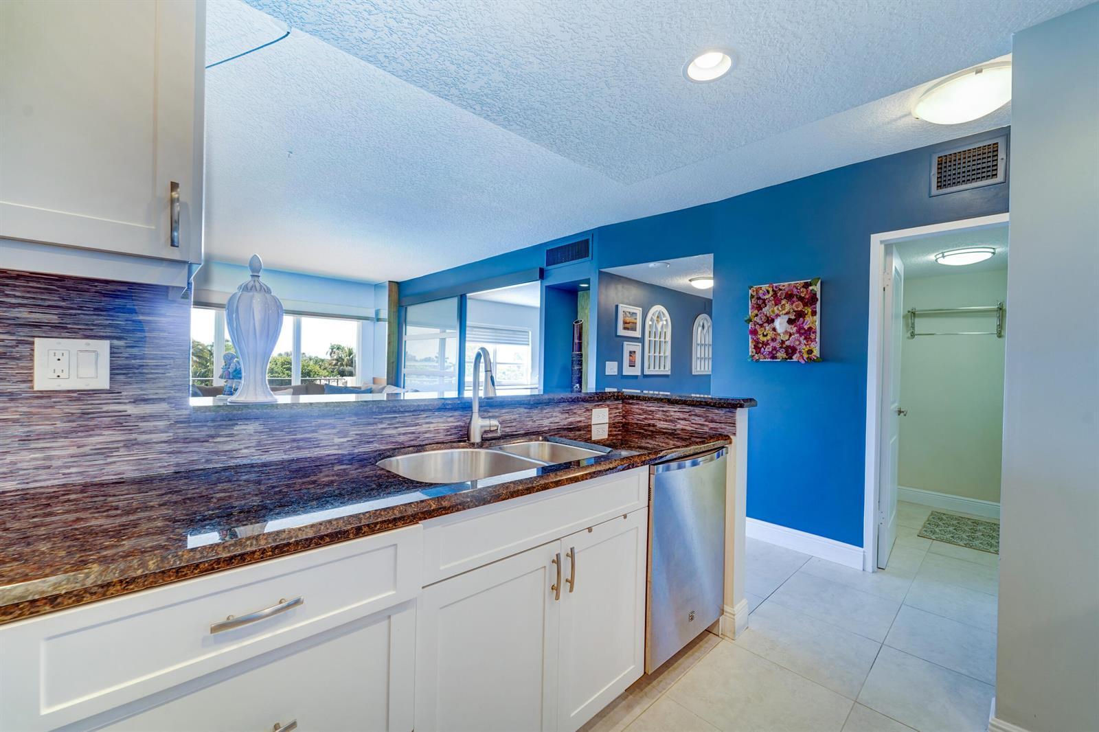 2500 E Las Olas Boulevard # 403, Fort Lauderdale FL 33301 photo 3