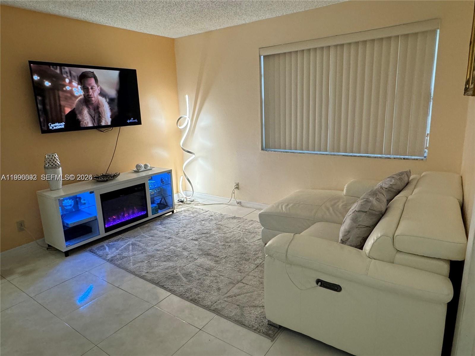 8664 SW 3rd St # 101, Pembroke Pines FL 33025 photo 4