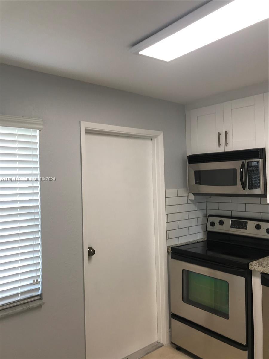 Hollywood, FL 33021 photo 2